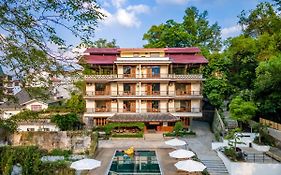 Yangshuo River Lodge Hotel-Free Pick Up From Yangshuo Area Over Three Nights